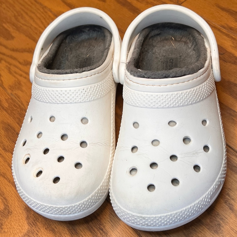 CROCS